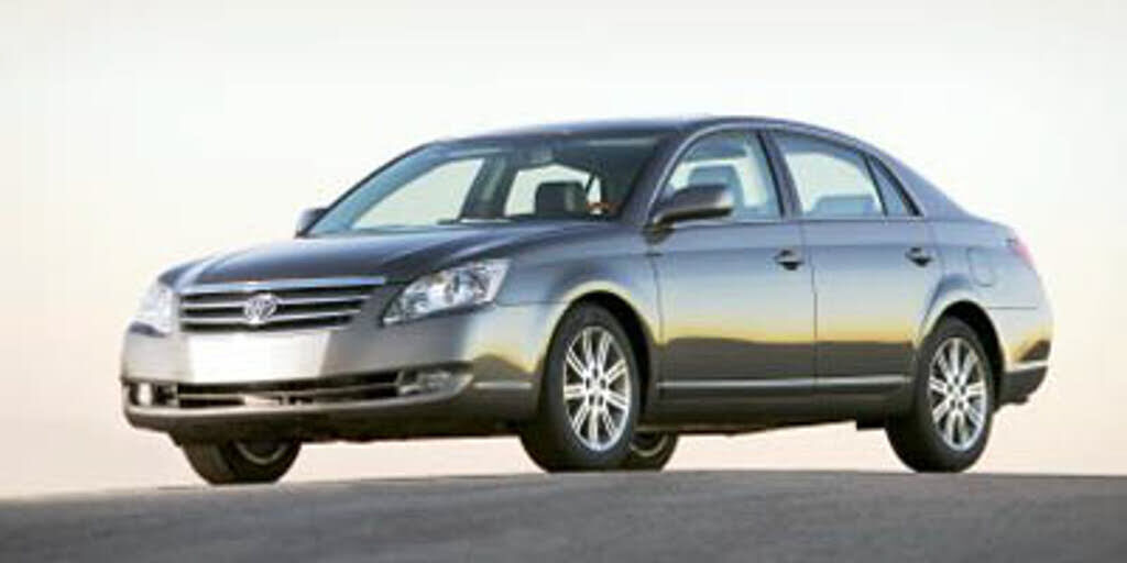 2005 TOYOTA Avalon