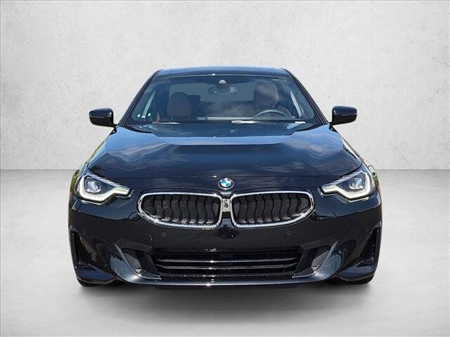 2024 BMW 230i
