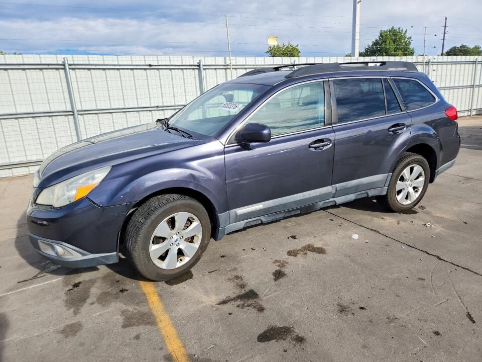 2012 SUBARU Outback