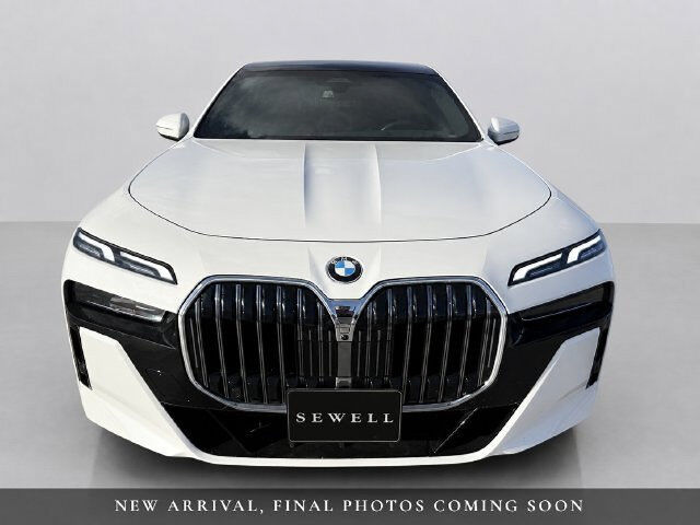 2025 BMW 760i