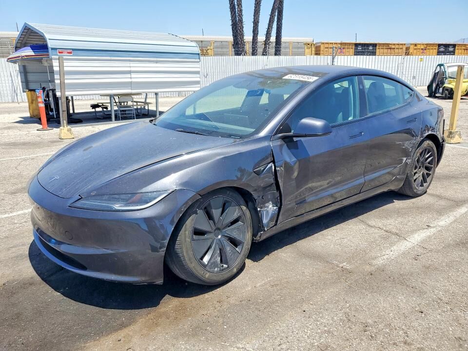 2024 TESLA Model 3