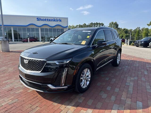 2024 CADILLAC XT6