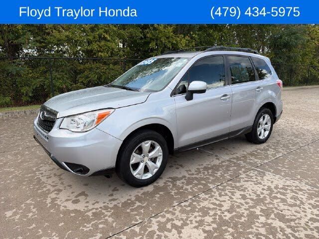 2016 SUBARU Forester