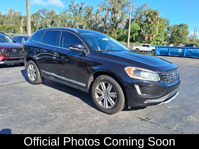 2017 VOLVO XC60