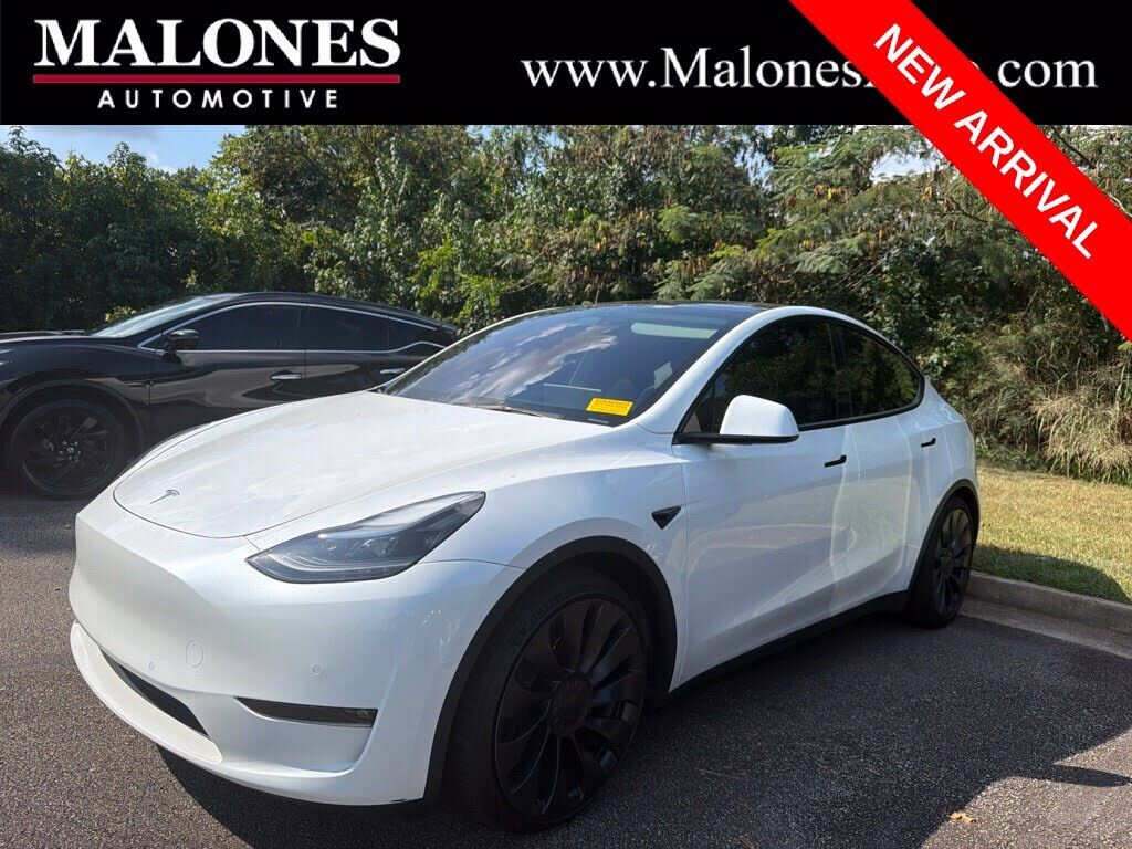 2022 TESLA Model Y