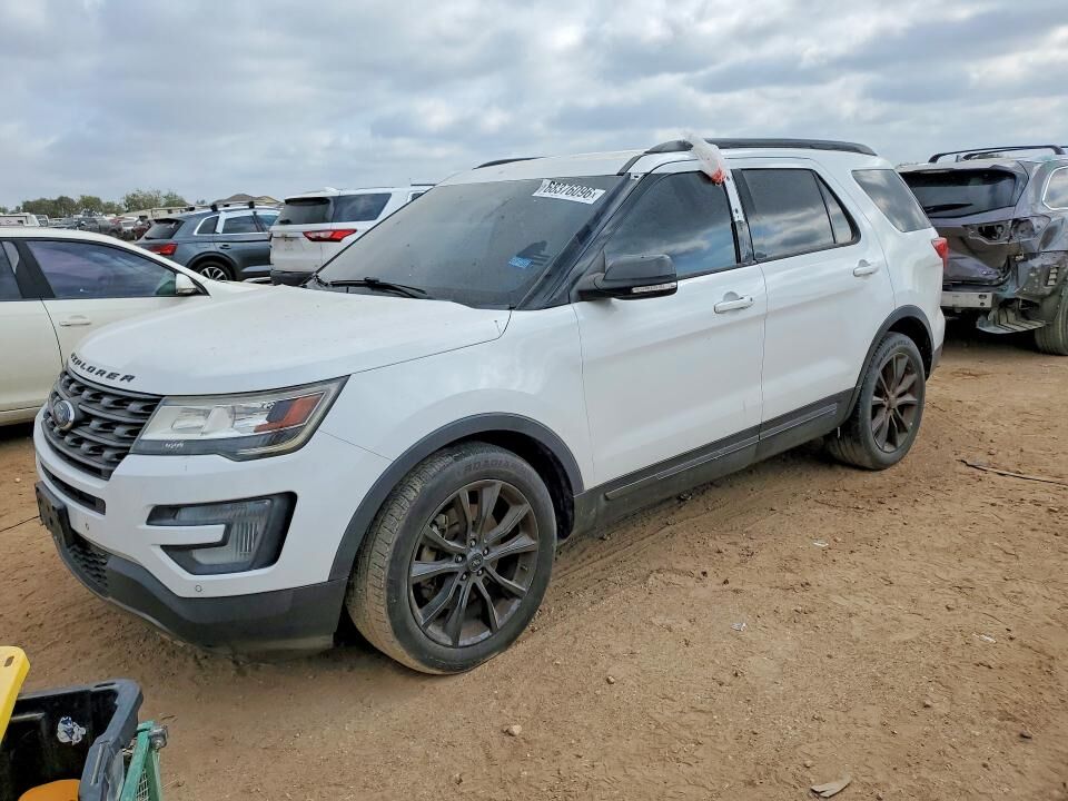 2017 FORD Explorer