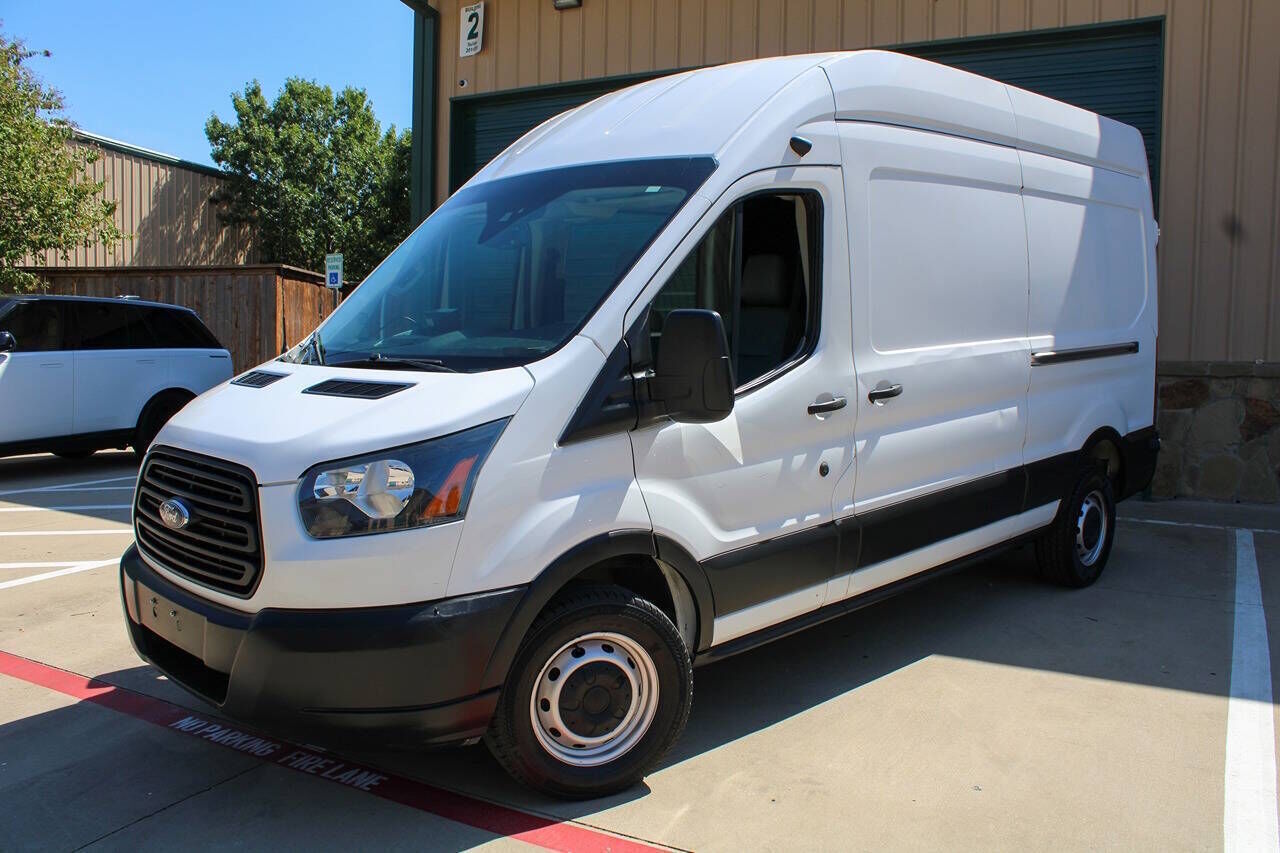 2019 FORD Transit