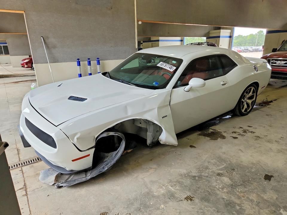 2016 DODGE Challenger