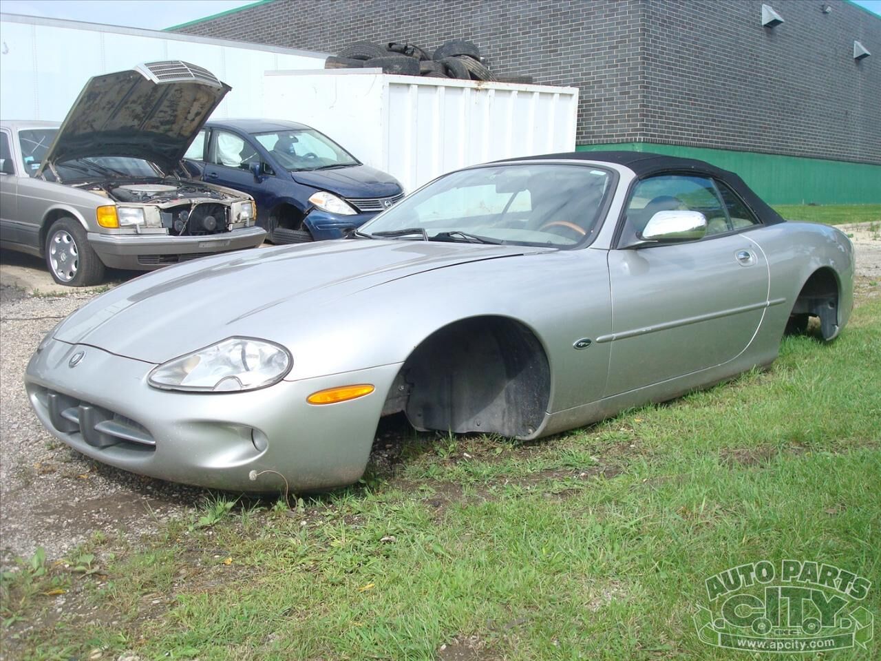 1999 JAGUAR XK8