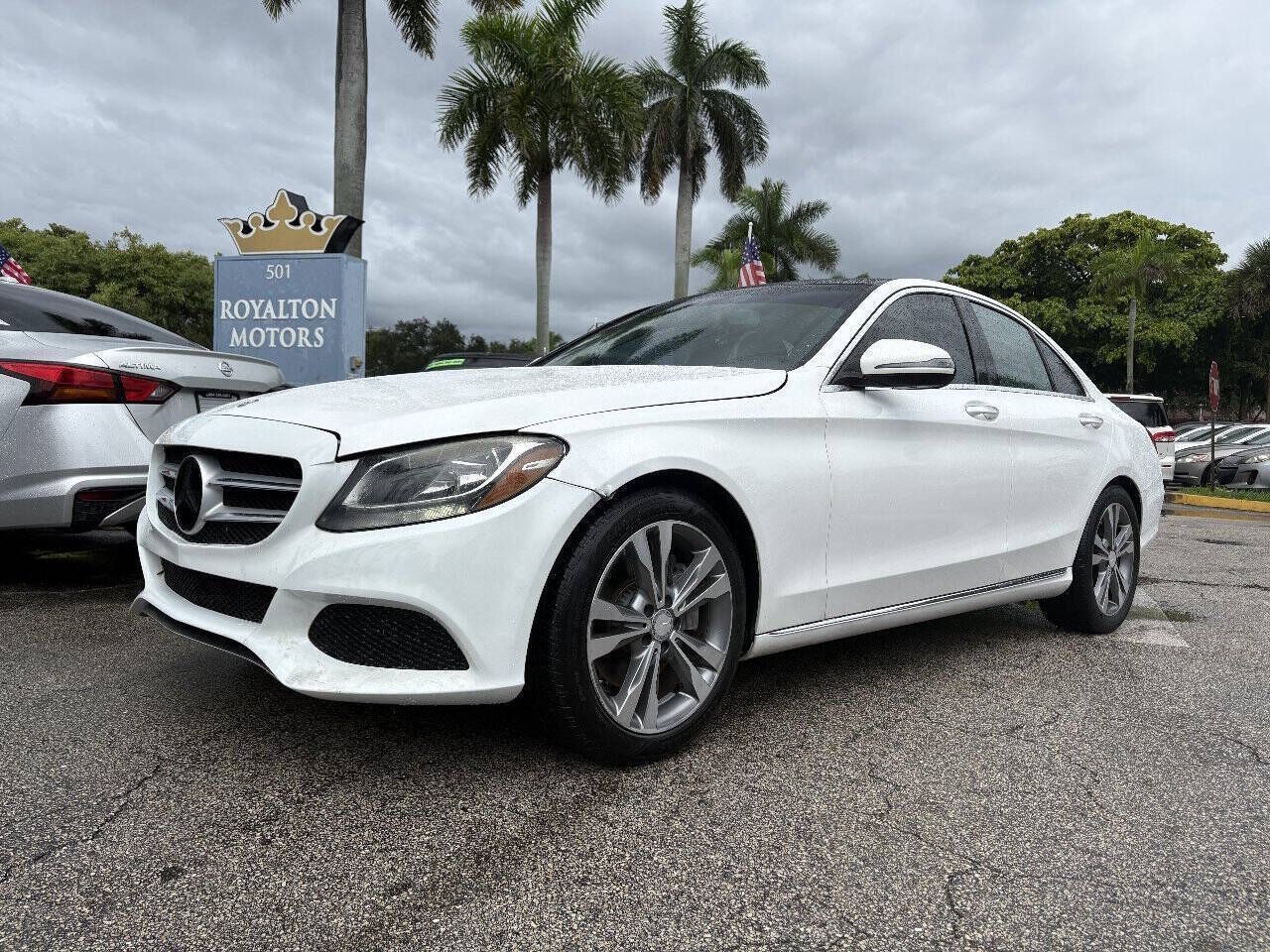 2016 MERCEDES-BENZ C-Class