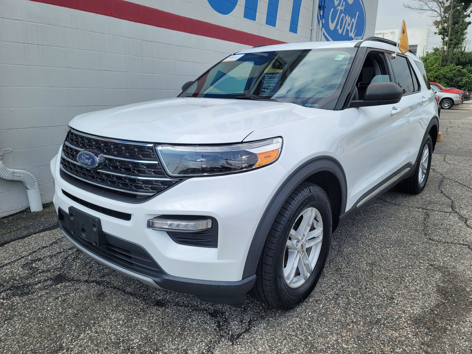 2021 FORD Explorer