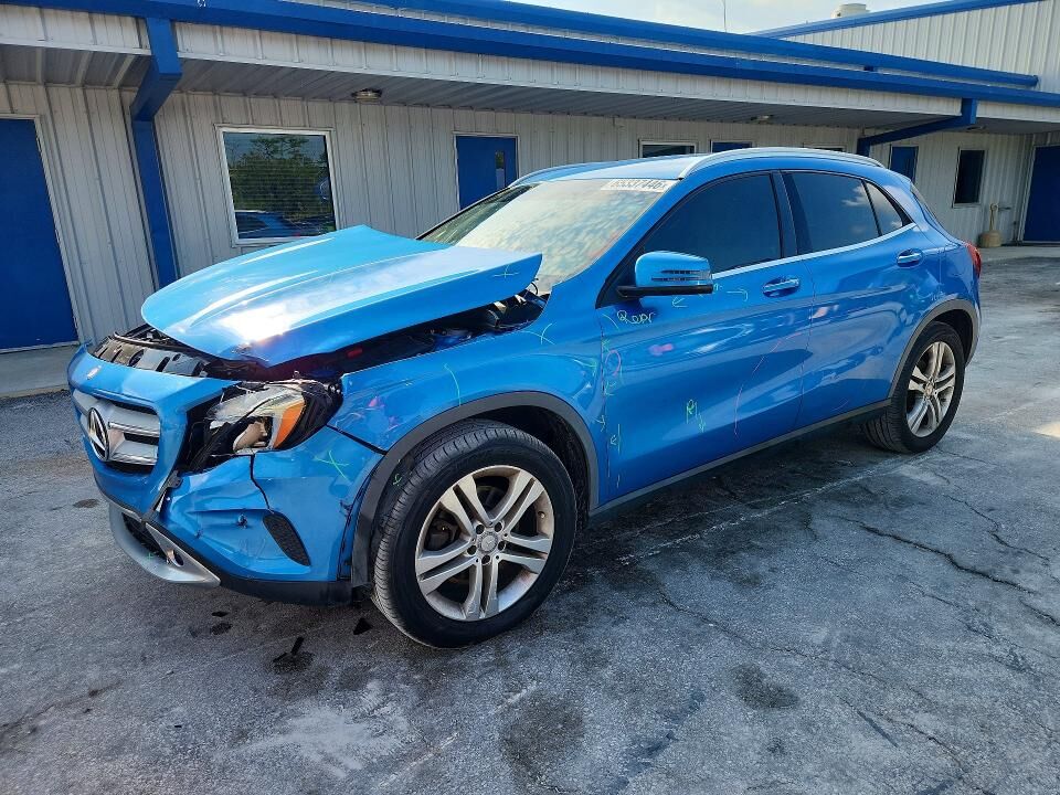 2015 MERCEDES-BENZ GLA-Class