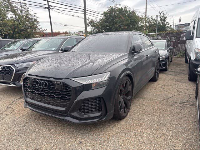 2023 AUDI RS Q8