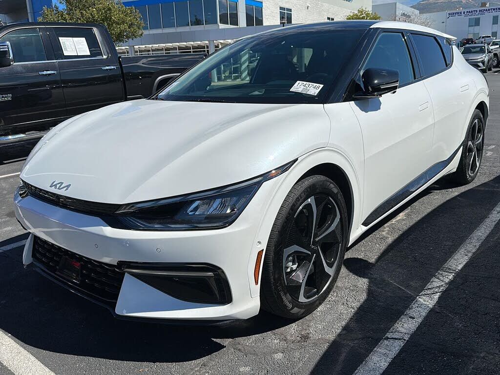 2023 KIA EV6