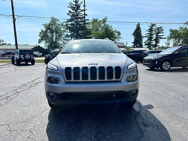 2017 JEEP Cherokee