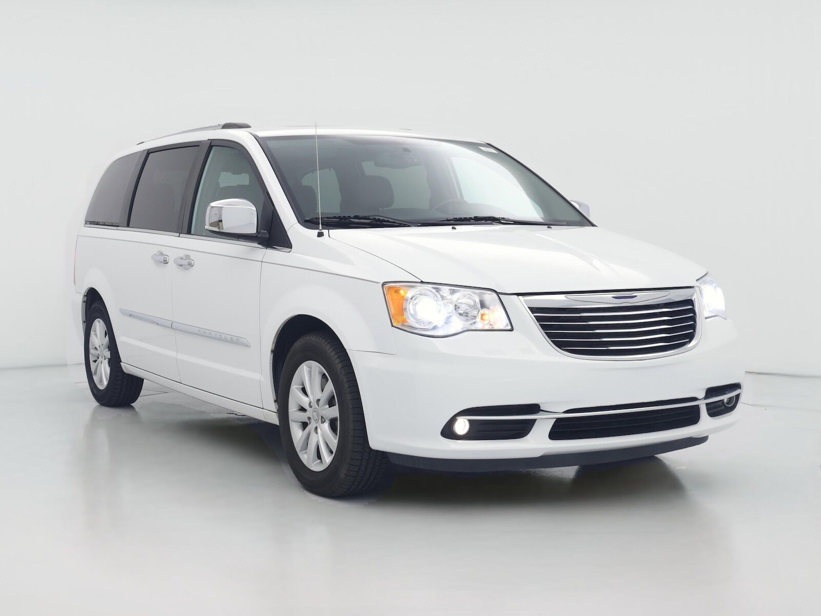 2015 CHRYSLER Town and Country