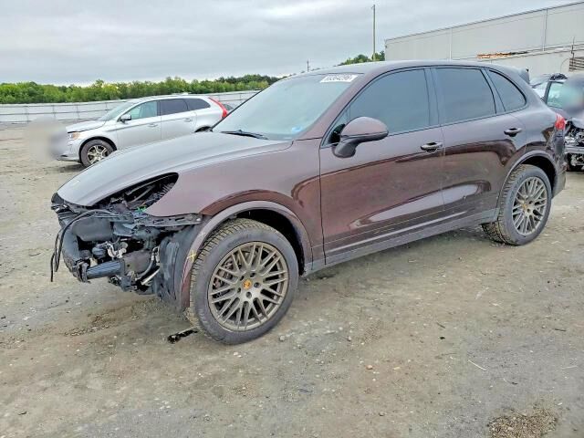 2017 PORSCHE Cayenne