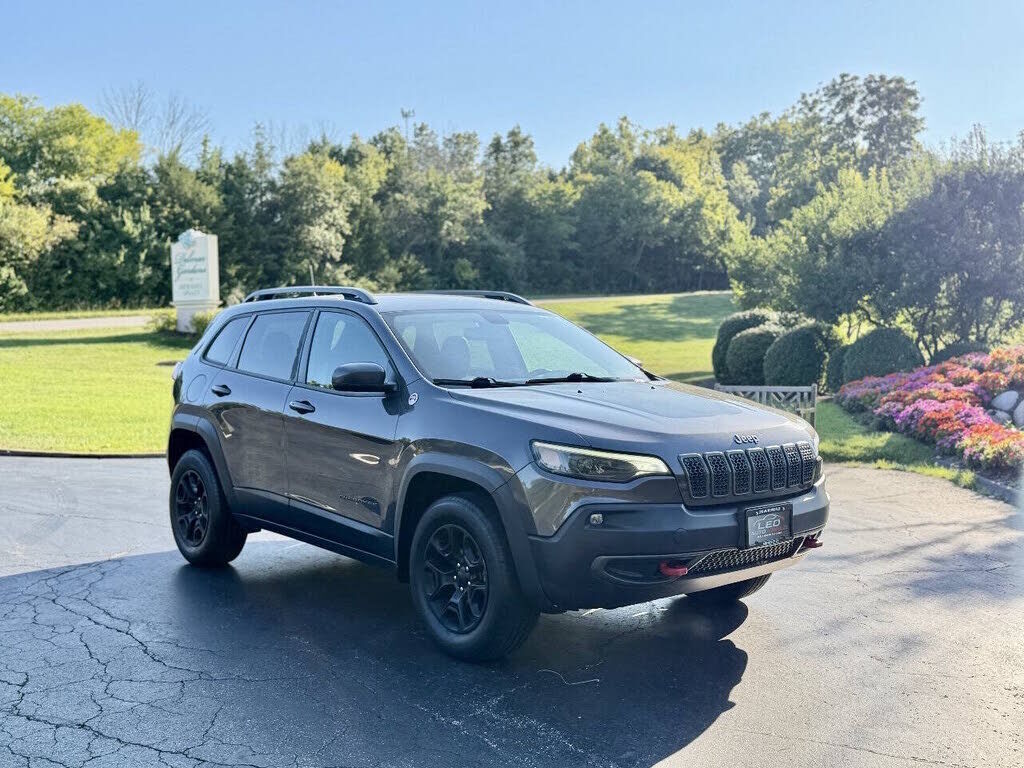 2020 JEEP Cherokee