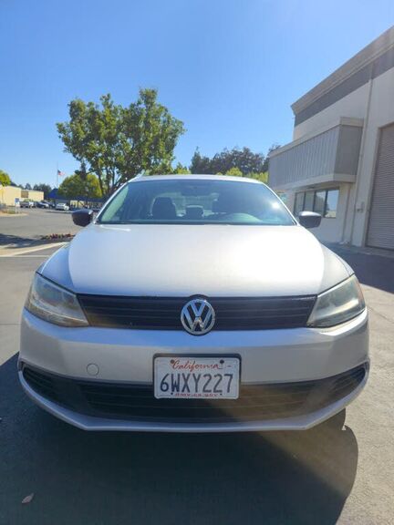 2012 VOLKSWAGEN Jetta