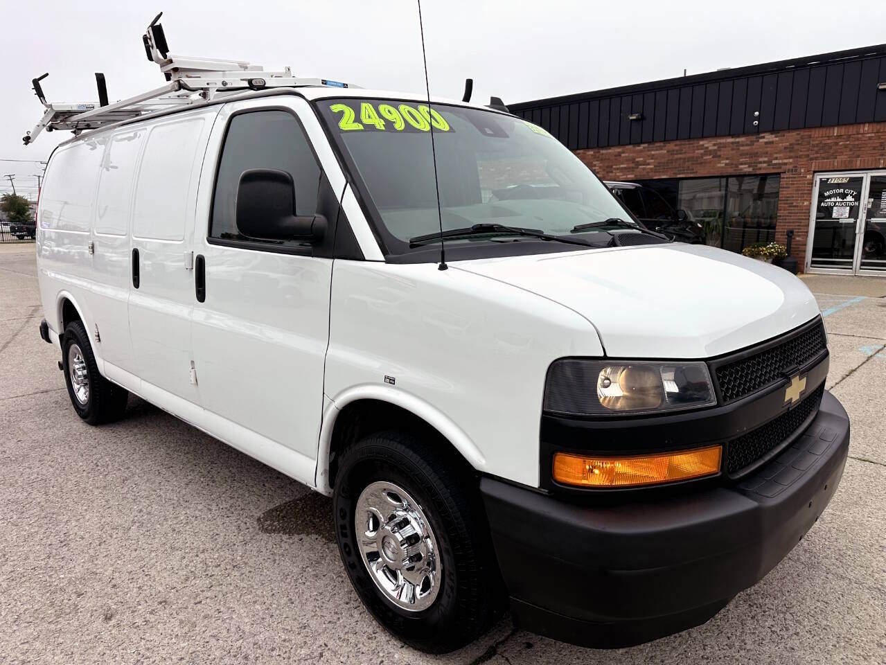 2019 CHEVROLET Express