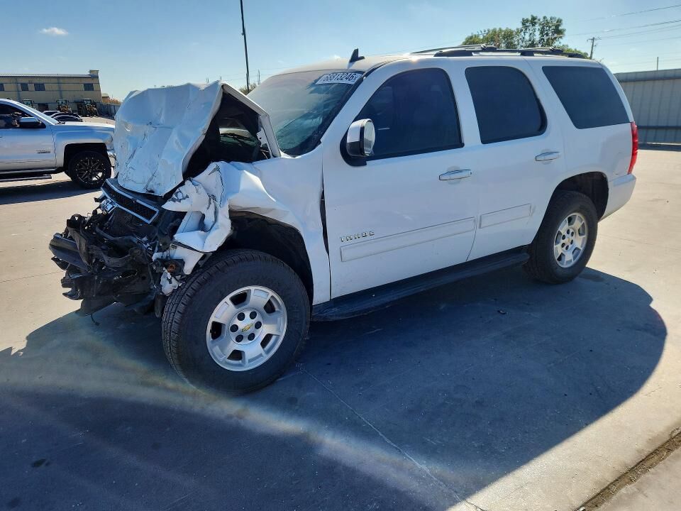 2011 CHEVROLET Tahoe