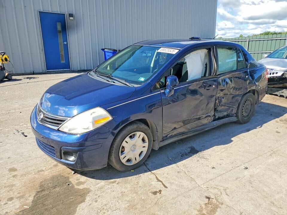 2010 NISSAN Versa