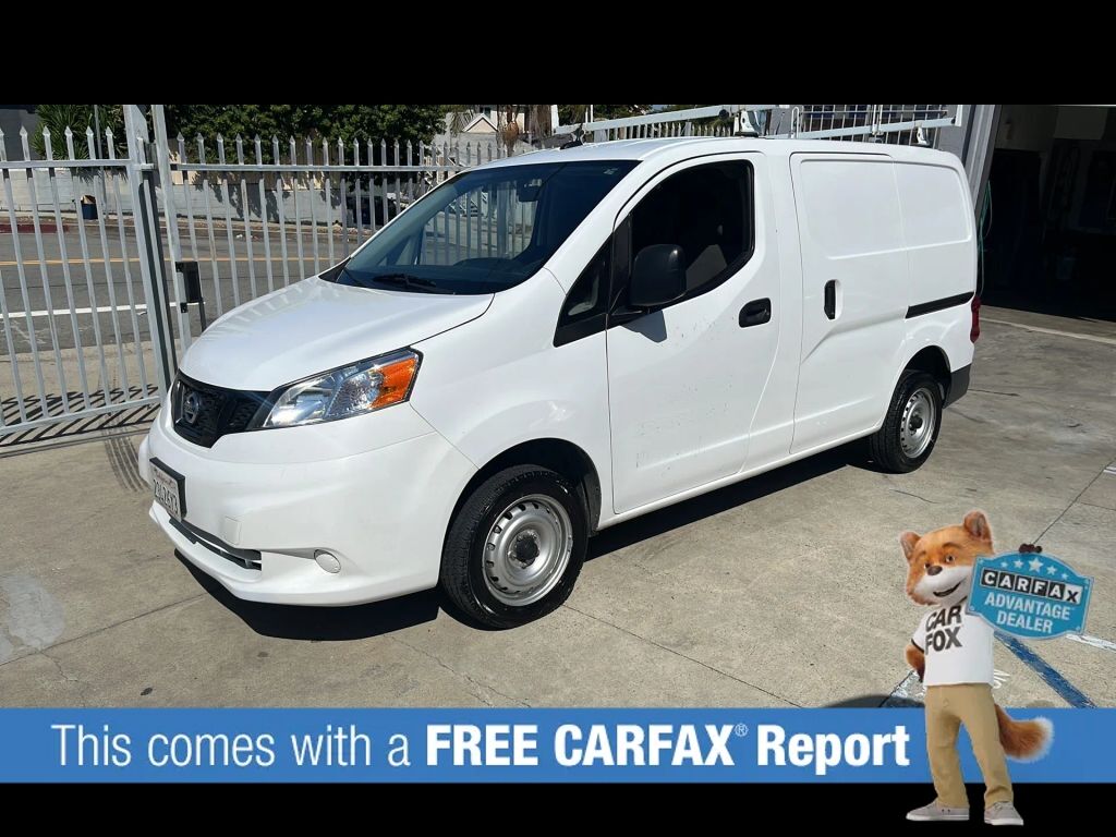 2021 NISSAN NV200