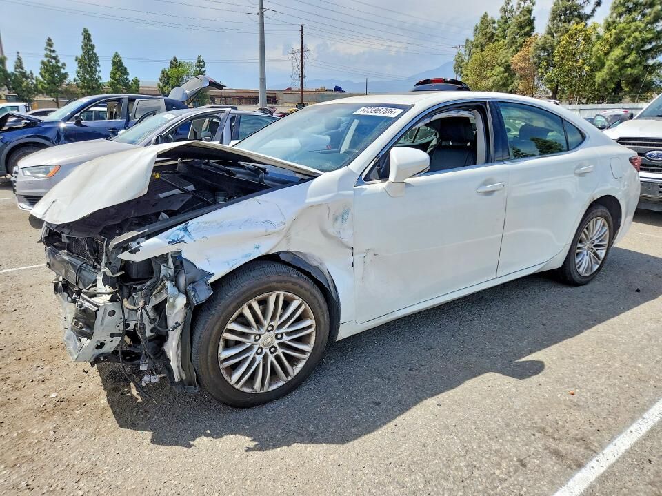 2013 LEXUS ES
