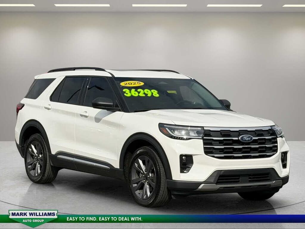 2025 FORD Explorer