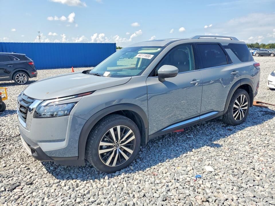 2025 NISSAN Pathfinder