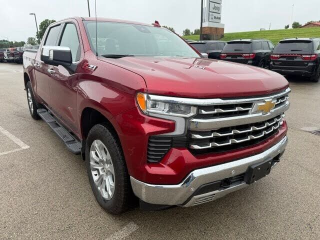 2025 CHEVROLET Silverado