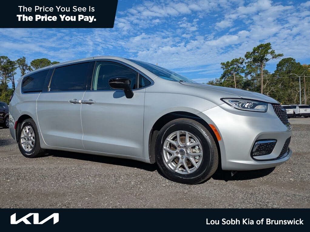 2024 CHRYSLER Pacifica
