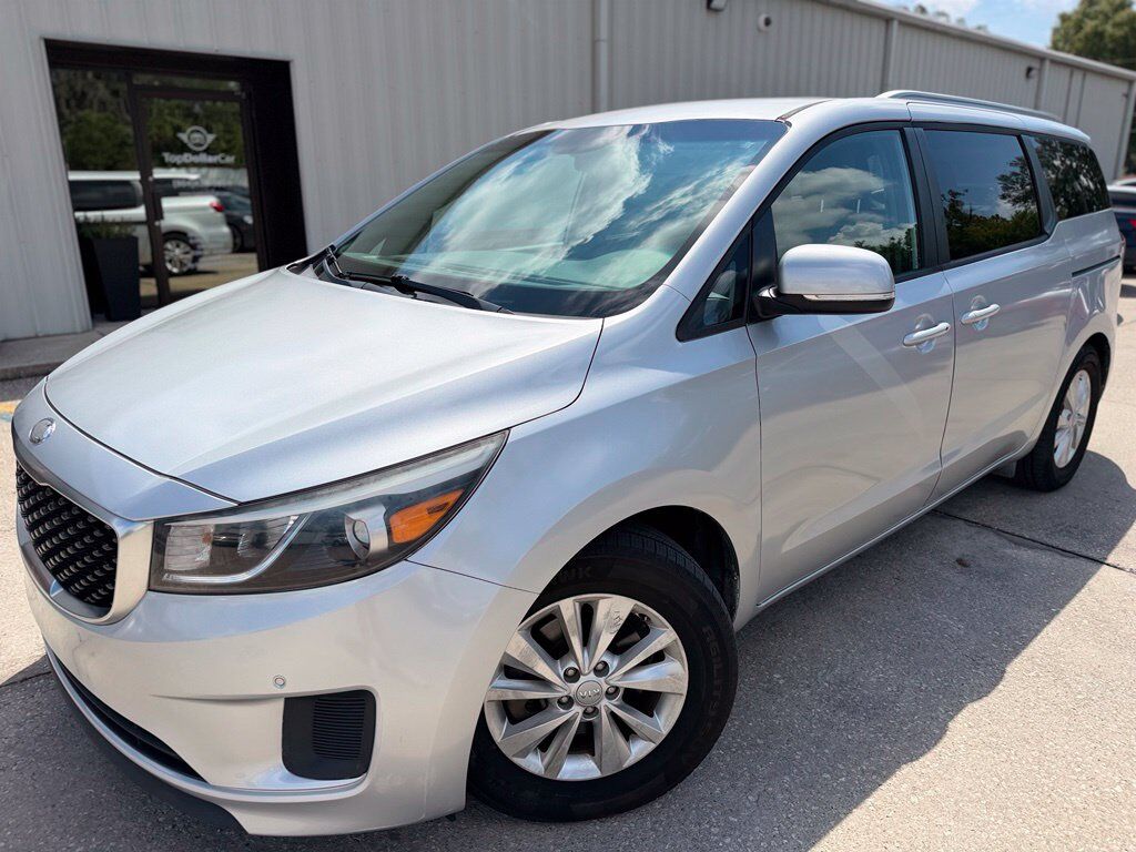2017 KIA Sedona