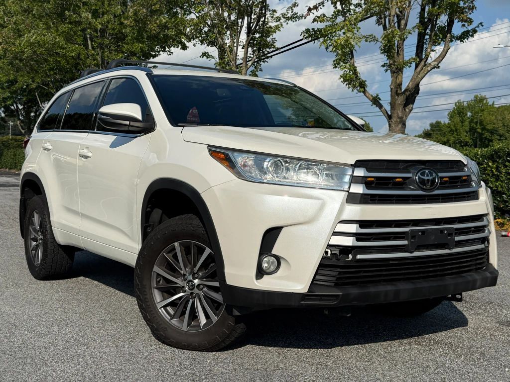 2018 TOYOTA Highlander