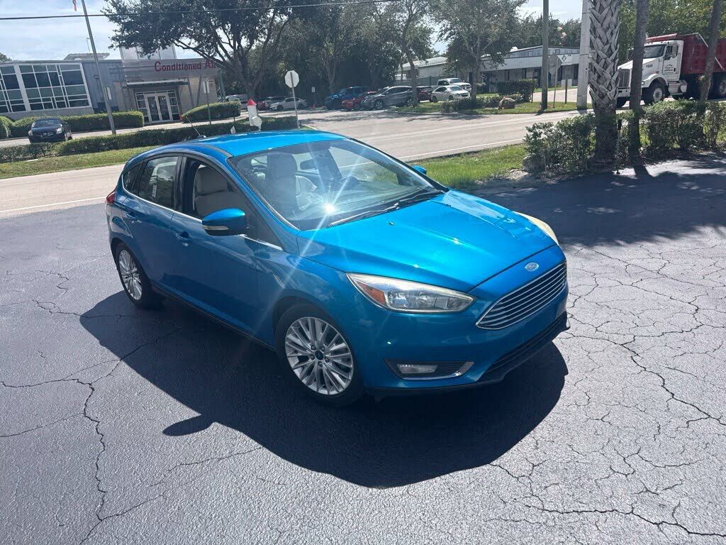 2016 FORD Focus