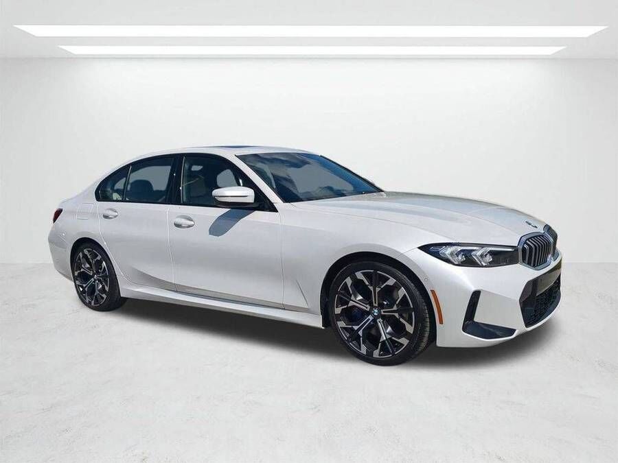 2026 BMW 330i