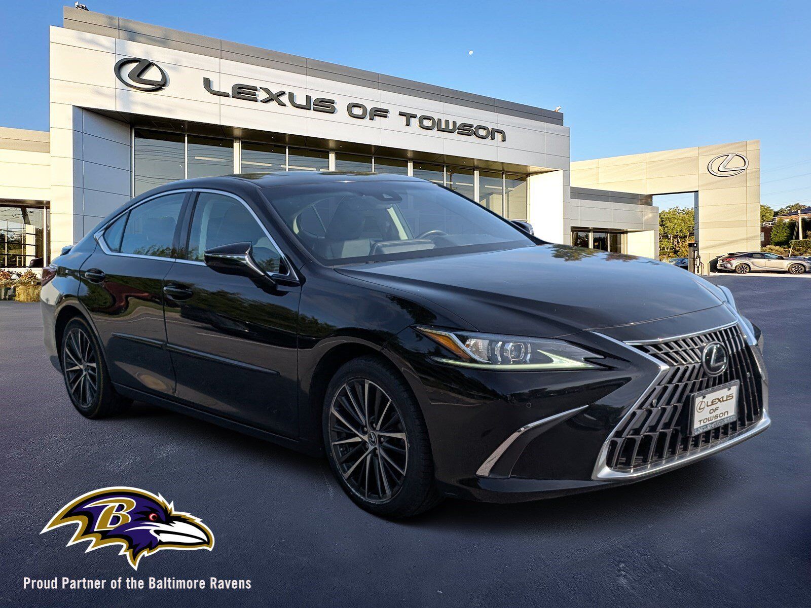 2022 LEXUS ES