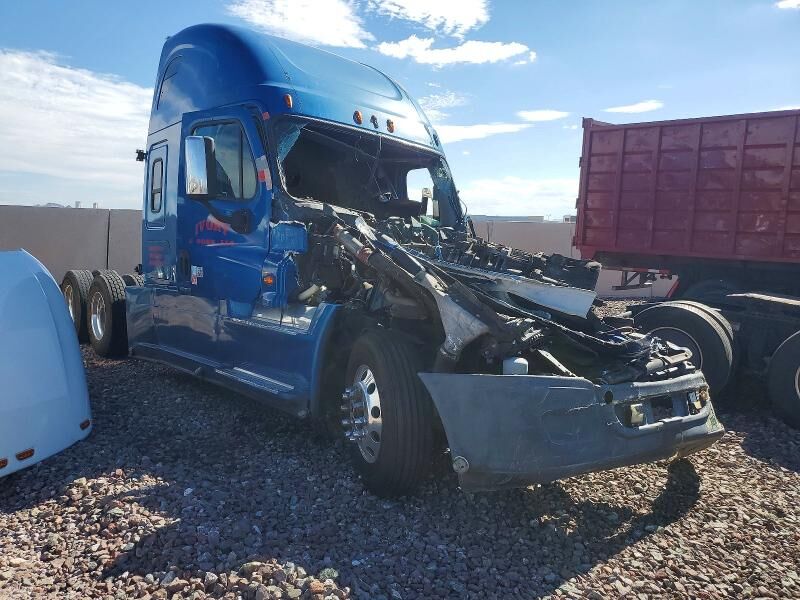 2017 FREIGHTLINER Cascadia