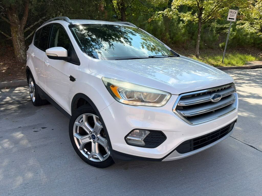 2017 FORD Escape