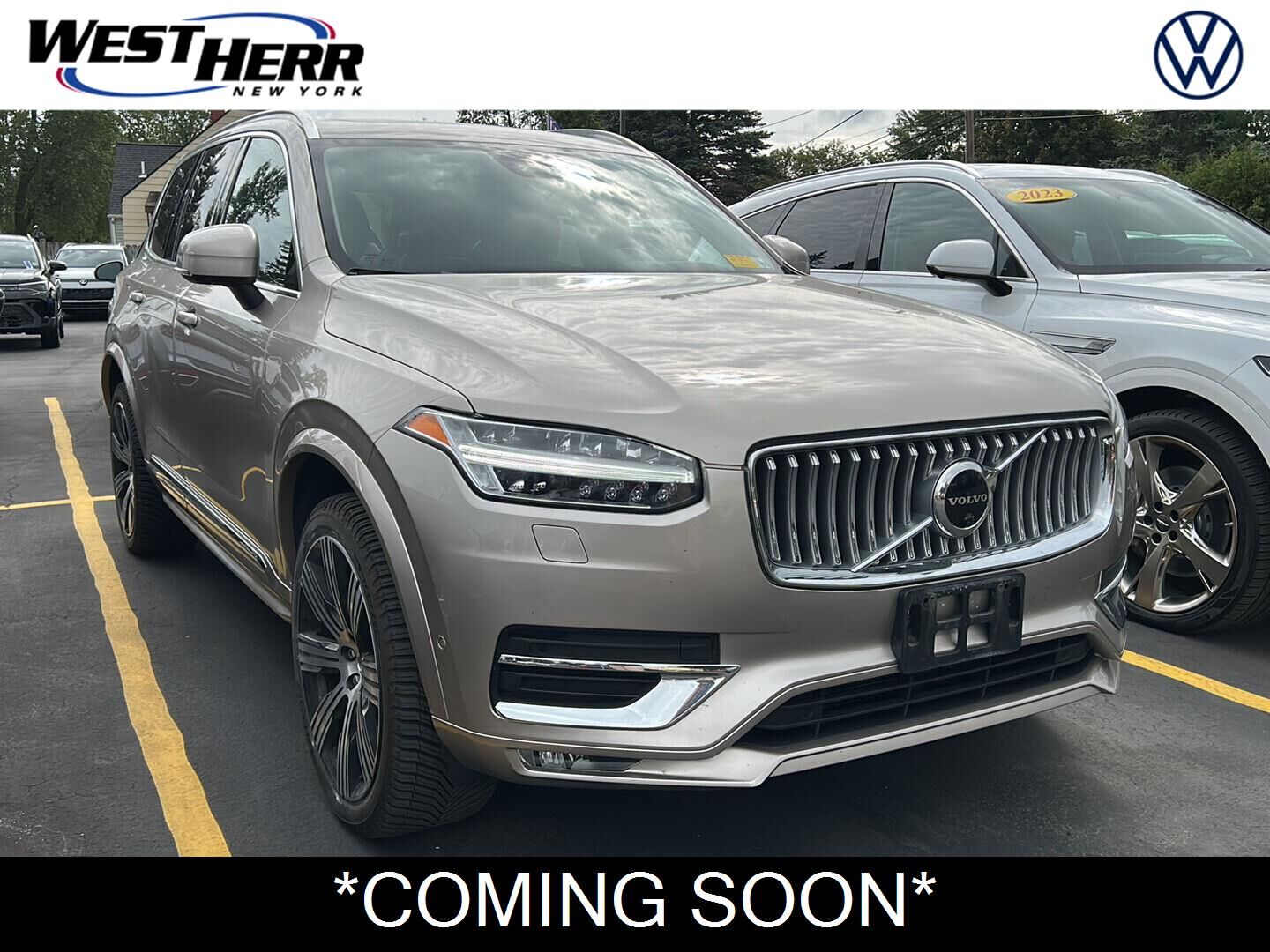 2023 VOLVO XC90