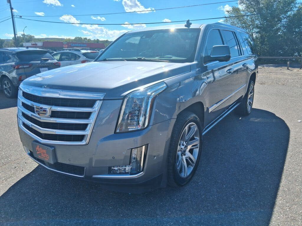2018 CADILLAC Escalade ESV
