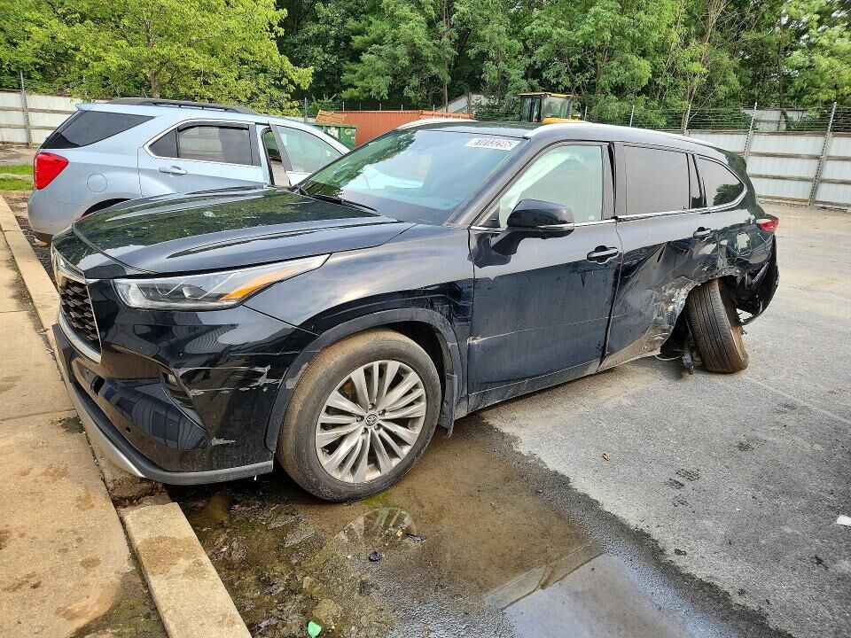 2023 TOYOTA Highlander