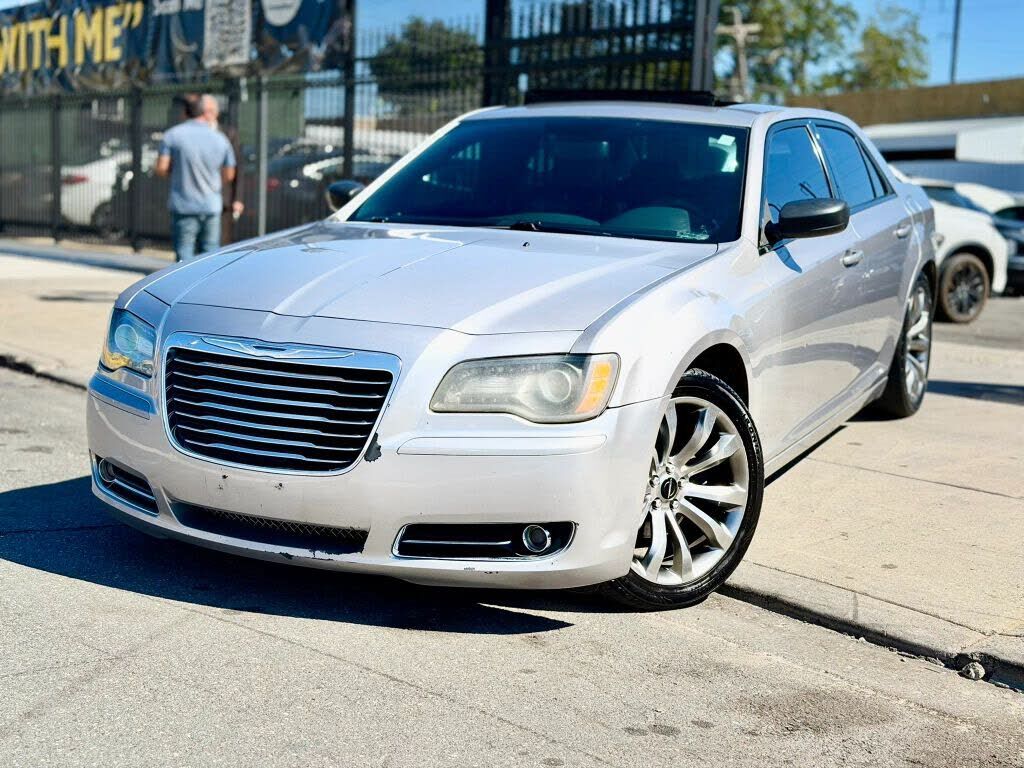 2014 CHRYSLER 300