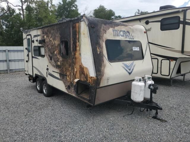 2017 FOREST RIVER Flagstaff Lite Weight Trailers