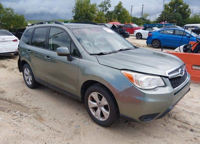 2015 SUBARU Forester