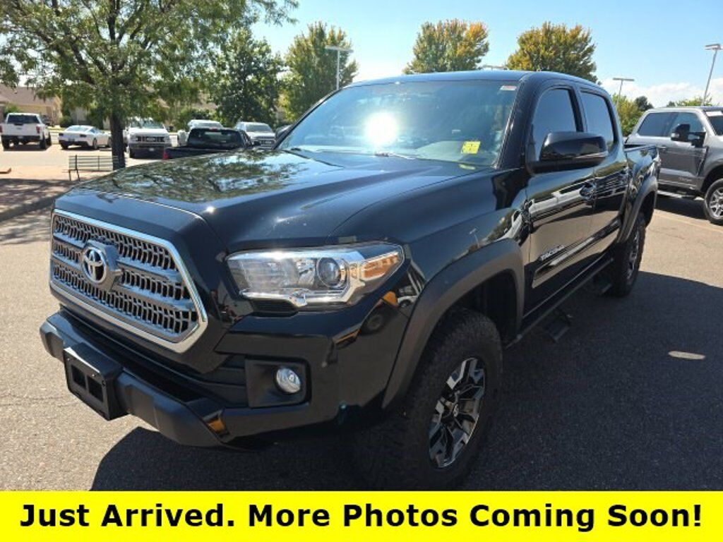 2016 TOYOTA Tacoma