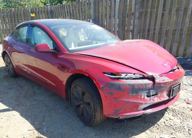 2025 TESLA Model 3