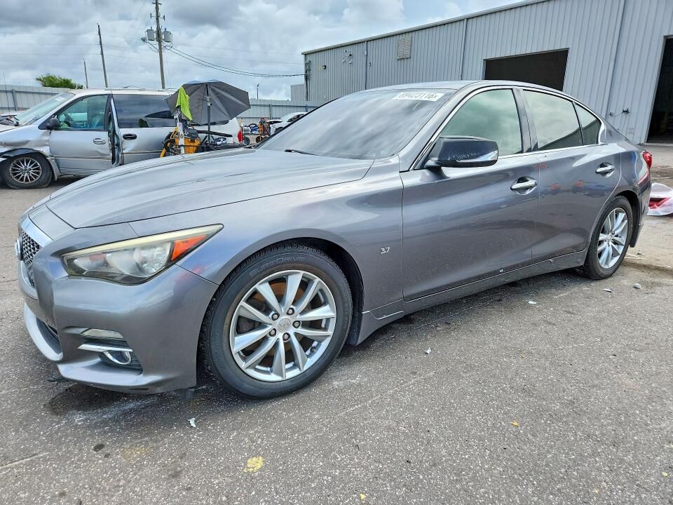 2014 INFINITI Q50
