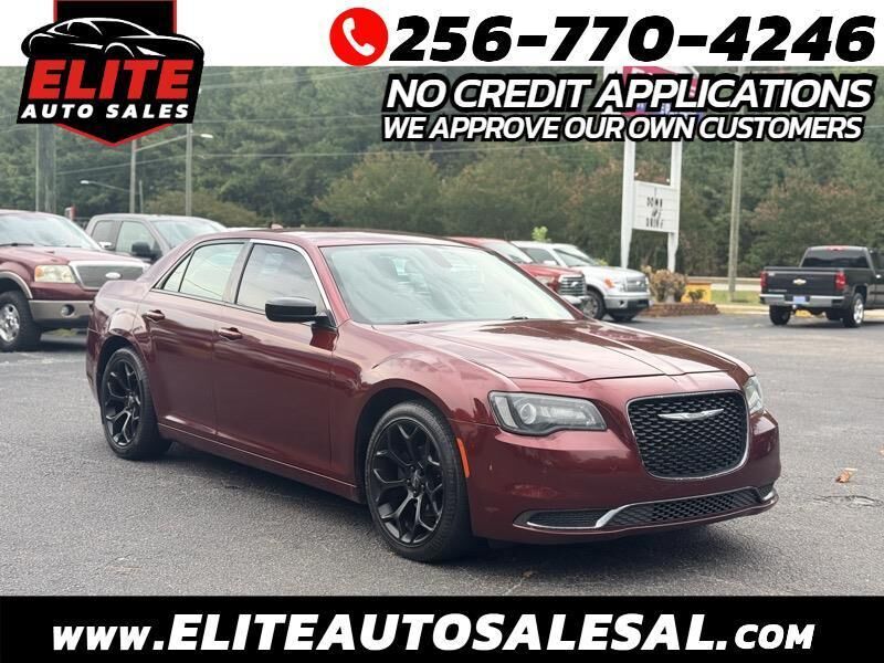 2019 CHRYSLER 300