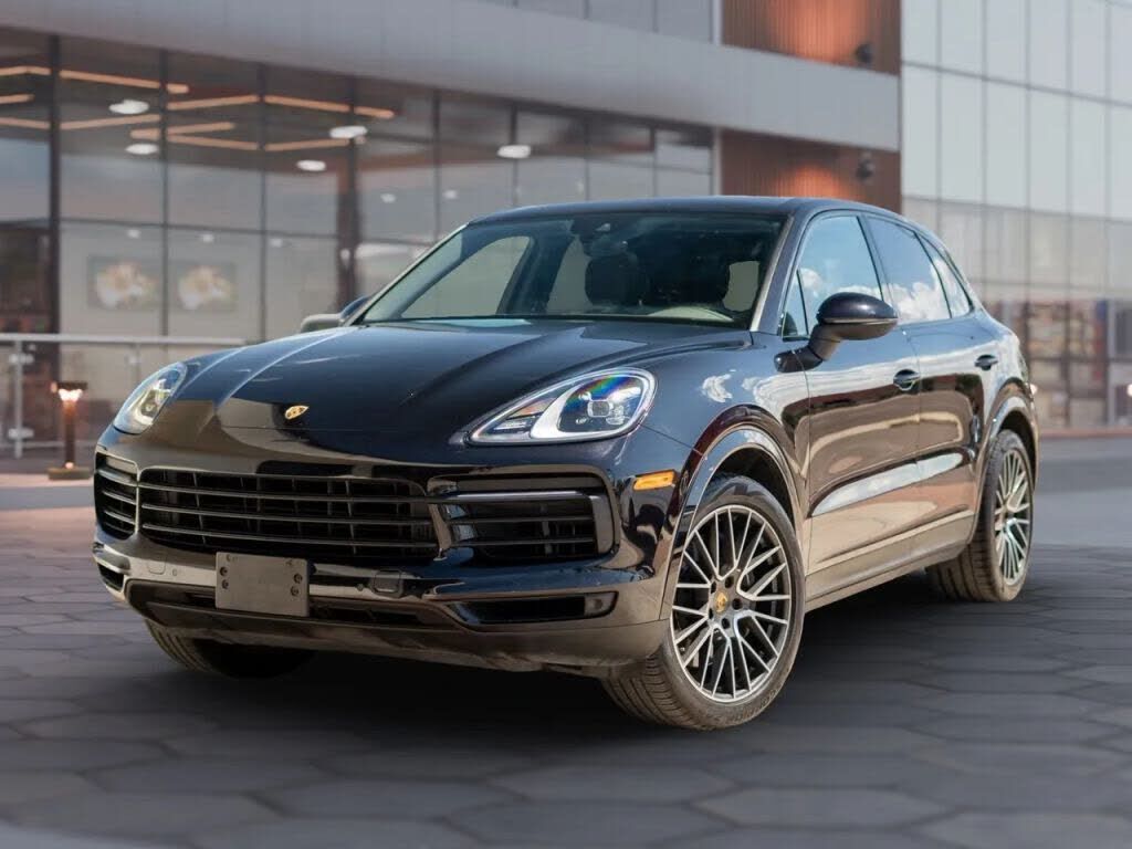 2021 PORSCHE Cayenne